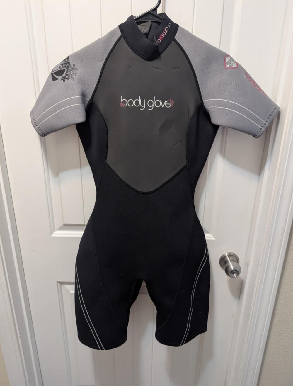 Body Glove Pro Two 2:1 Women's Wetsuit Size 7/8 Gray Black